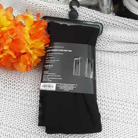 Torrid cropped leggings - Picture 3 of 6